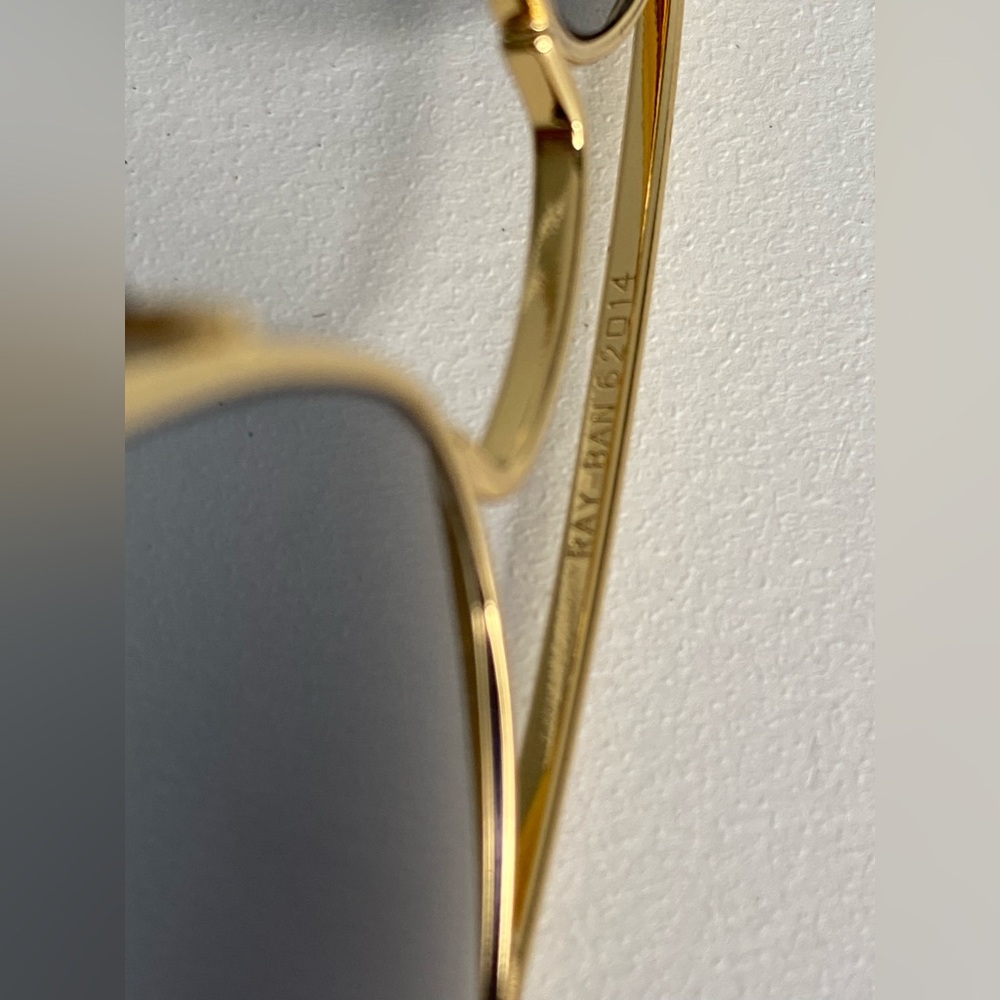 Ray-Ban Aviator Sunglasses - Picture 9 of 9